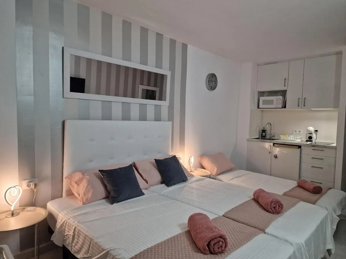 Apartment Close To The Beach Playa de las Américas 0*,  Spanien
